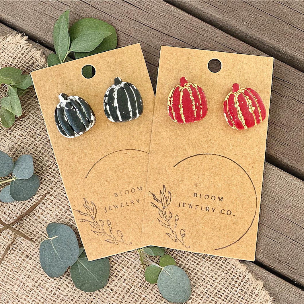 Pumpkin studs *matte*